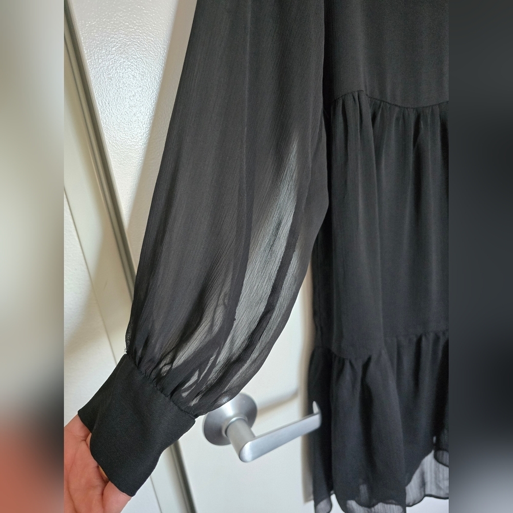 Elegant Black Chiffon Dress - Picture 7 of 8